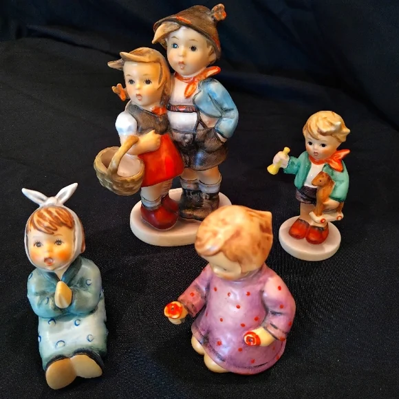 Hummel Figurines - Picture 1 of 3
